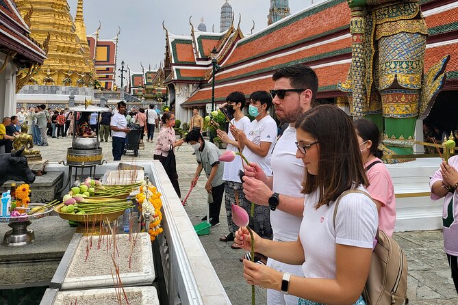 Private Tour to Grand Palace, Pho Temple and Arun Temple - What the private vehicle and guide add