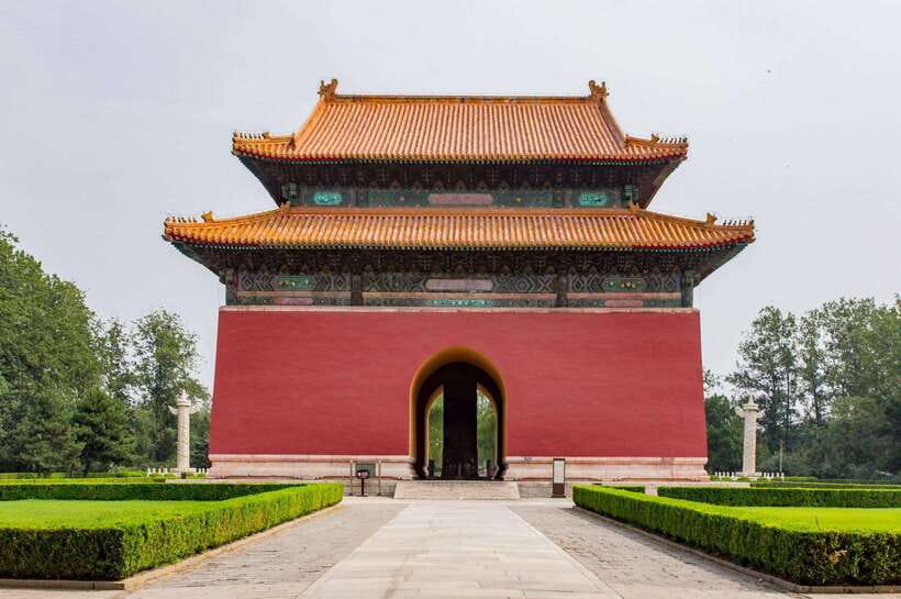 Private Tour to Yinshan Pagoda Forest w/Optional Activities - What the walking and setting are like