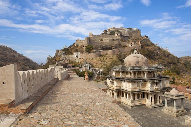 Private Transfer From Udaipur To Jodhpur Via Jain Temple & Kumbhalgarh Fort - Driver quality and the need to confirm details