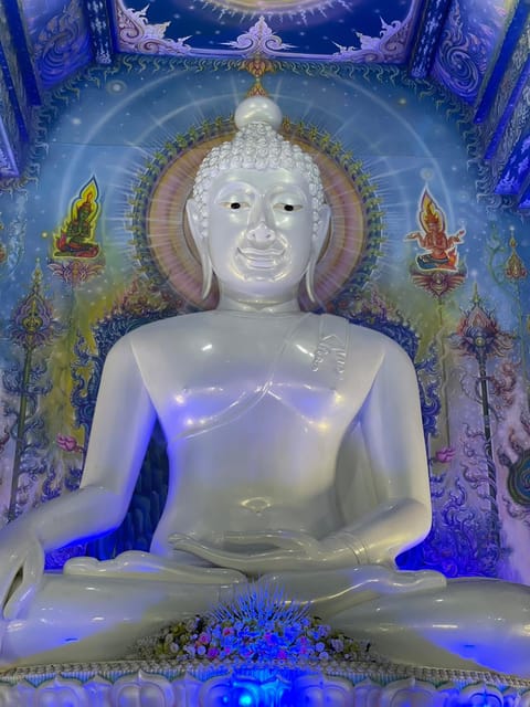 Private trip Chiang Rai Day trip, White Temple, Blue temple - Timing, clothing, and booking details
