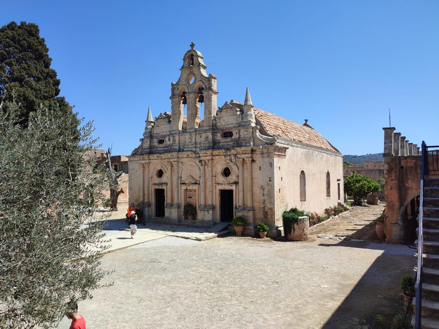 Rethymno: e-Bike tour to Arkadi monastery - Villages, refreshments, and a slower pace