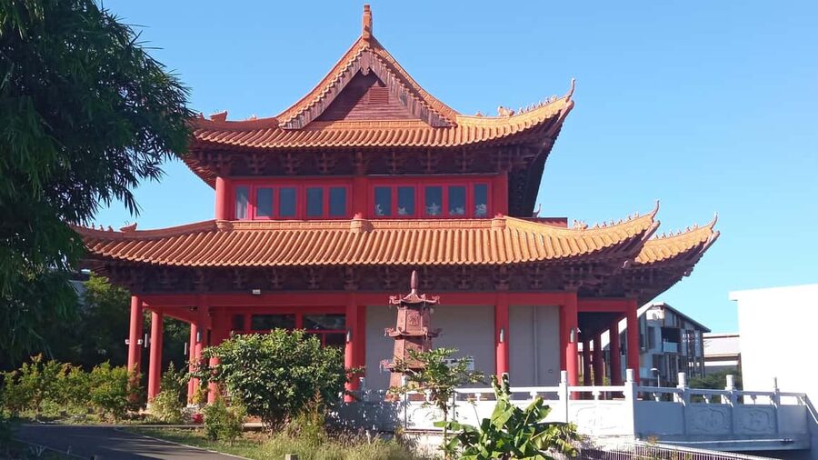 Réunion Island: Temples and religions Half-day tour - Temple Guan Di de Terre Sainte: a Chinese beginning