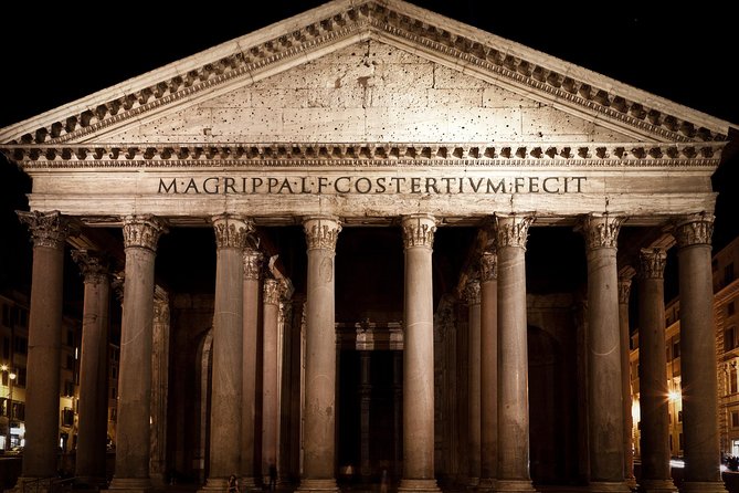 Rome's Iconic Temple: Pantheon Audio Guided Tour with Fast Access - Entering the Pantheon with fast-track access