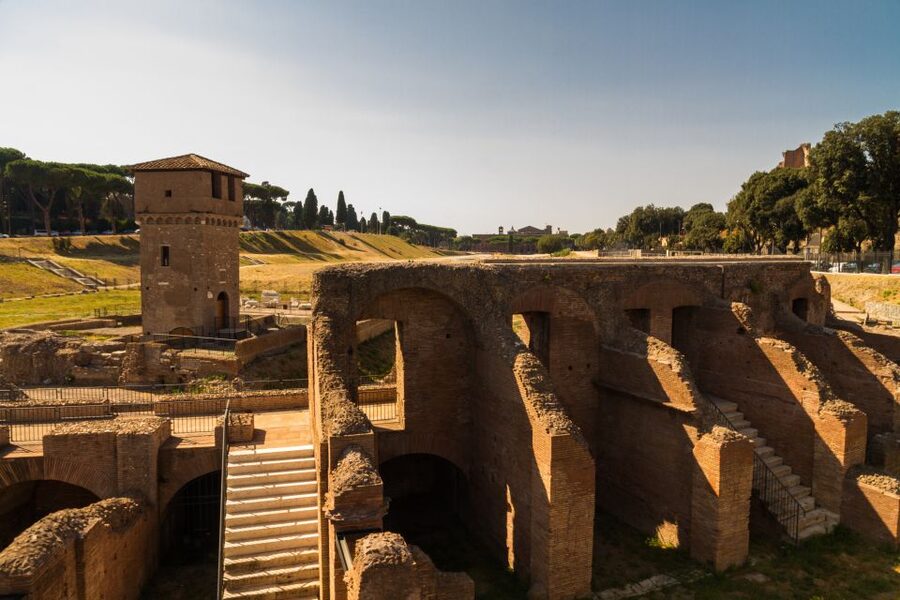Rome: Temples, Squares & Markets Guided Walking Tour - Largo di Torre Argentina and the Ides of March