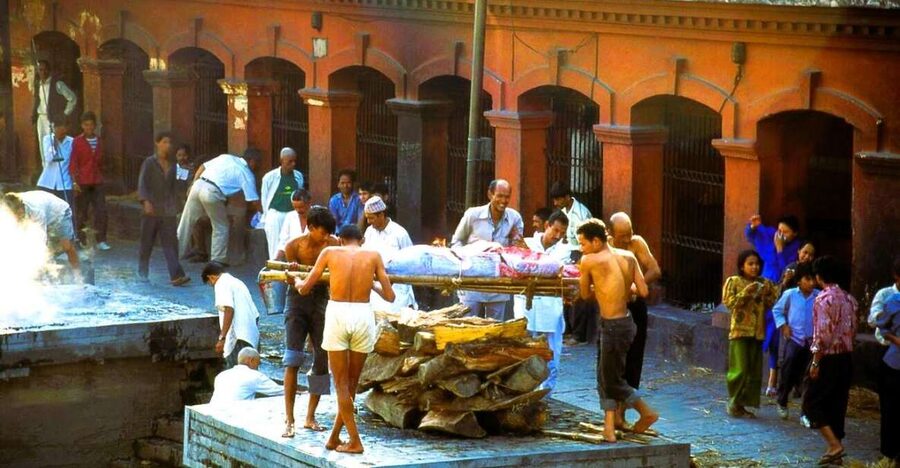 Sacred Pashupatinath: Aarati,Cremation Rites & Boudha Stupa - Respect, comfort, and what to bring