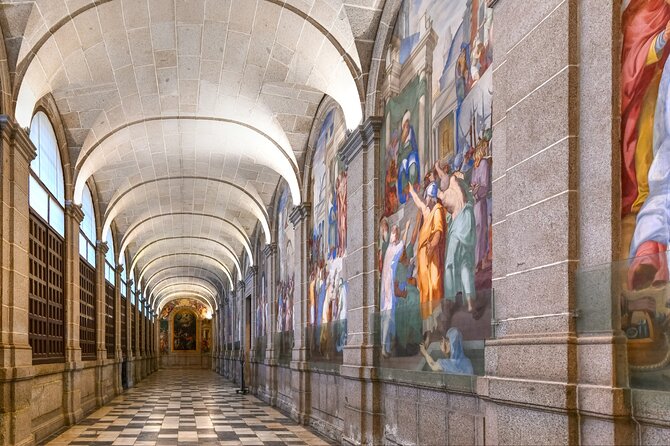 San Lorenzo de El Escorial Monastery Private Tour - Getting there from Madrid