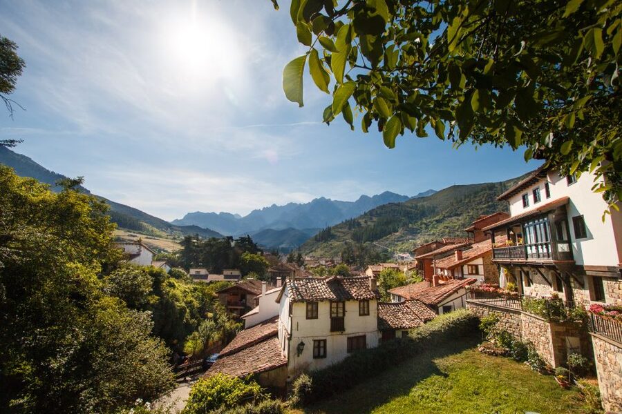 Santander: Picos, Santo Toribio Monastery and Potes Day Tour - Price, group size, and what is included