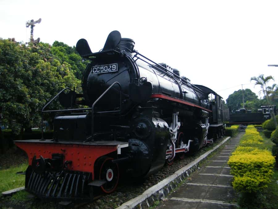 SEMARANG TOURS : GEDONGSONGO TEMPLE/TRAIN MUSEUM AMBARAWA - What the driver service is really like