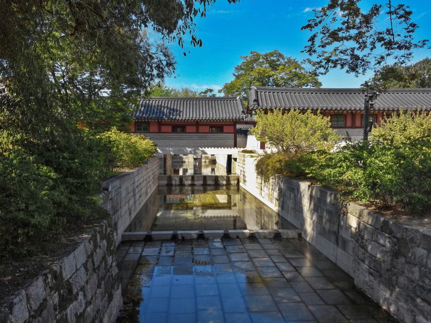 Seoul: UNESCO Sites tour: Palace, Shrine & Bukchon Village - Who should book this tour?