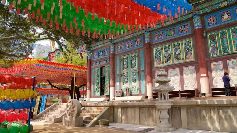 Seoul: Vegan Temple Food Class, Jogyesa & Changdeokgung Tour - Korea’s Medicinal Herb and Ginseng Market