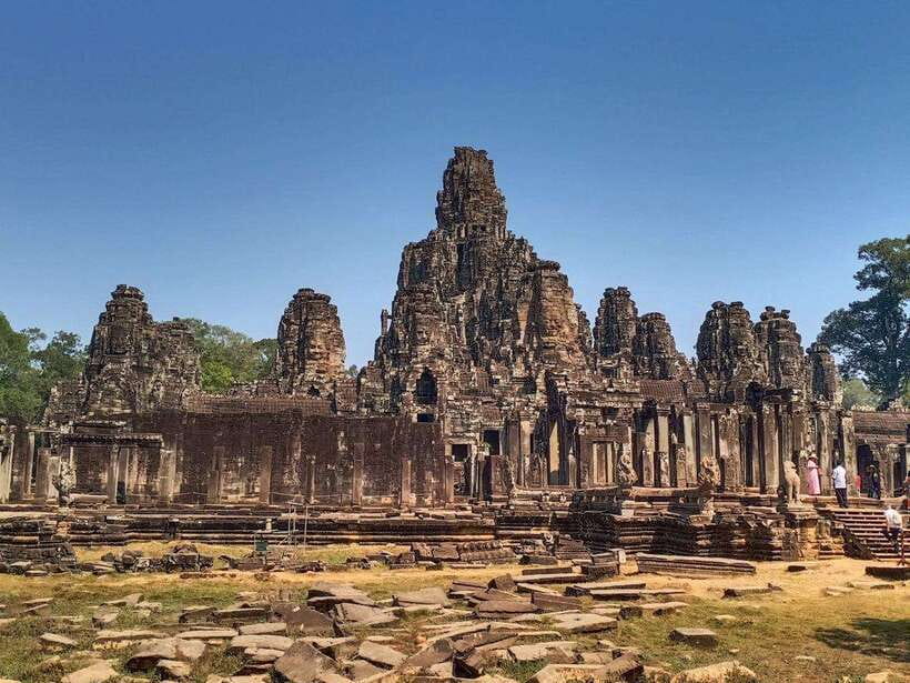 Sharing Trip to Angkor Temple with sunset - Heat, walking, and the practical side of the day