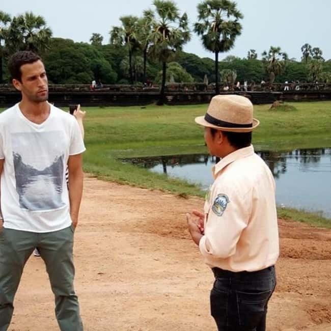 Siem Reap: 1-Day Angkor Wat Tour in Portuguese - What the $70 price really covers