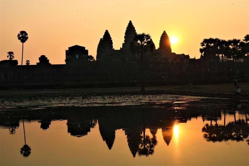 Siem Reap: 2-Day Temple Highlights Sunrise and Sunset Option - Why this route works for a first visit