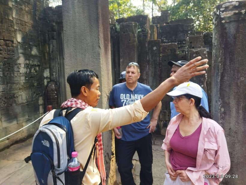 Siem Reap: Angkor Wat 2day Big and Small Circuit Guided Tour - Ta Prohm and the power of the jungle setting