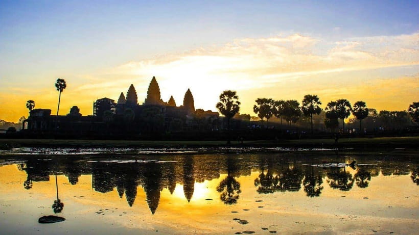 Siem Reap: Angkor Wat, Bayon & Ta Prohm Guided Tour - What to bring and how to dress