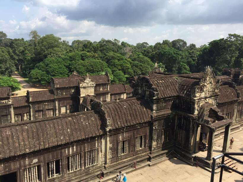 Siem Reap: Angkor Wat Half-Day Trip with Local Guide - Should you book this Angkor Wat tour?