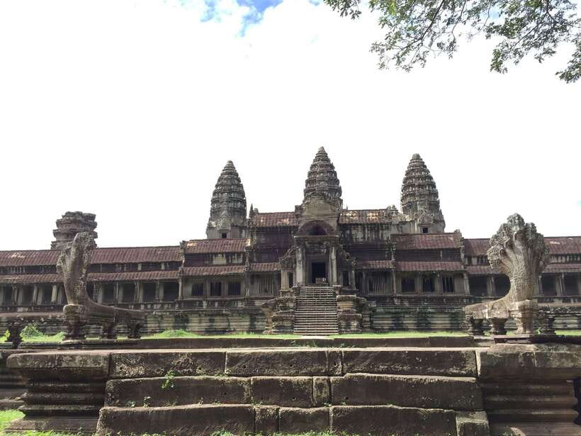 Siem Reap: Angkor Wat Half-Day Trip with Local Guide - Hotel pickup makes the morning easier