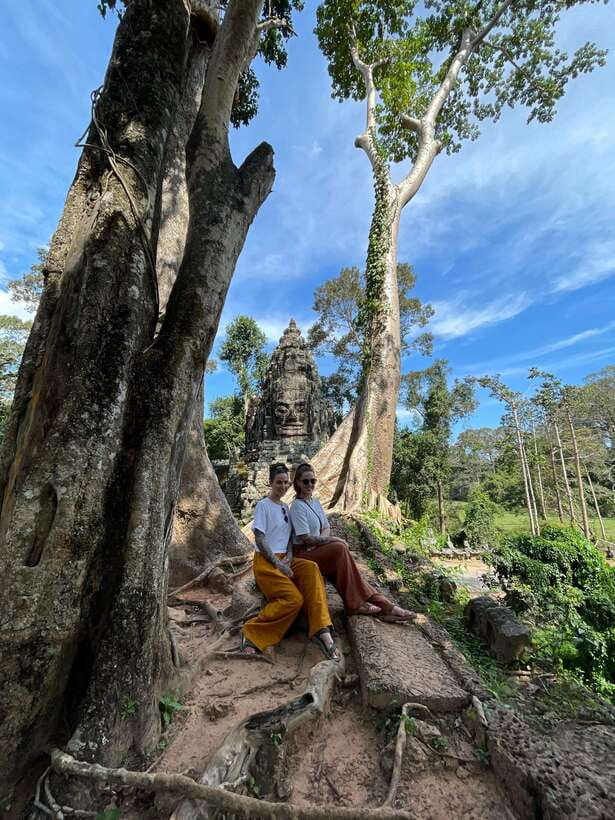 Siem Reap: Angkor Wat Private full Day Tour - Transport, guide help, and what is included