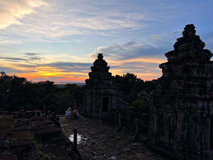 Siem Reap: Angkor Wat Small-Group Day Tour and Sunset - Ta Prohm and the power of the tree roots