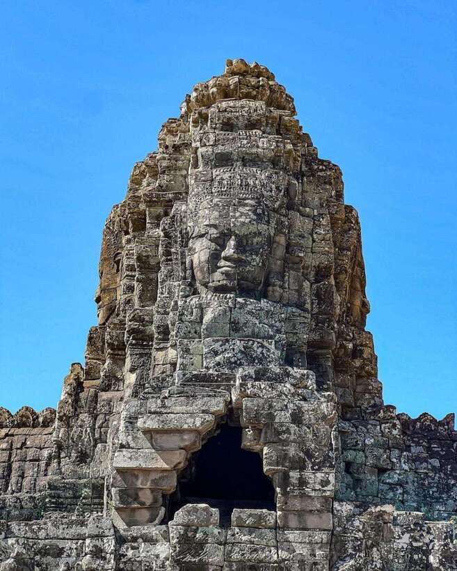 Siem Reap: Angkor Wat Small Group Tour with Spanish Guide - Two days for the Grand Circuit and Banteay Srei