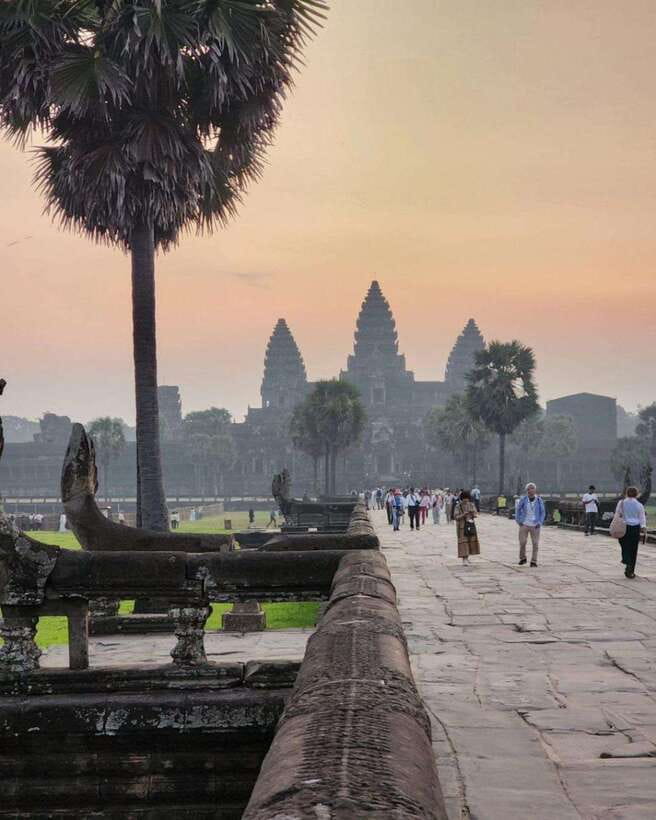 Siem Reap: Angkor Wat Small Group Tour with Spanish Guide - Who will enjoy this tour most?