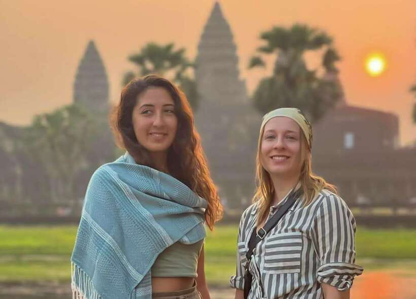 Siem Reap: Angkor Wat Sunrise and Full-Day Sightseeing Tour - Transport, guides, and the human side of the day