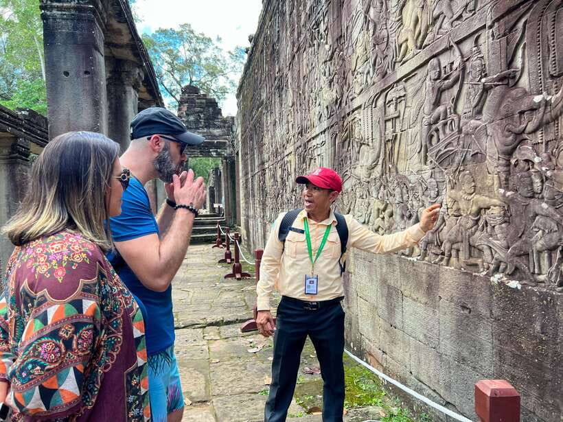 Siem Reap: Angkor Wat Sunrise and Market Tour by Jeep - Bayon’s stone faces change the mood