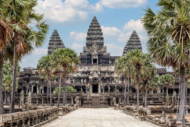 Siem Reap: Angkor Wat Sunrise Explore The Most Iconic Temples - Key points to know before booking