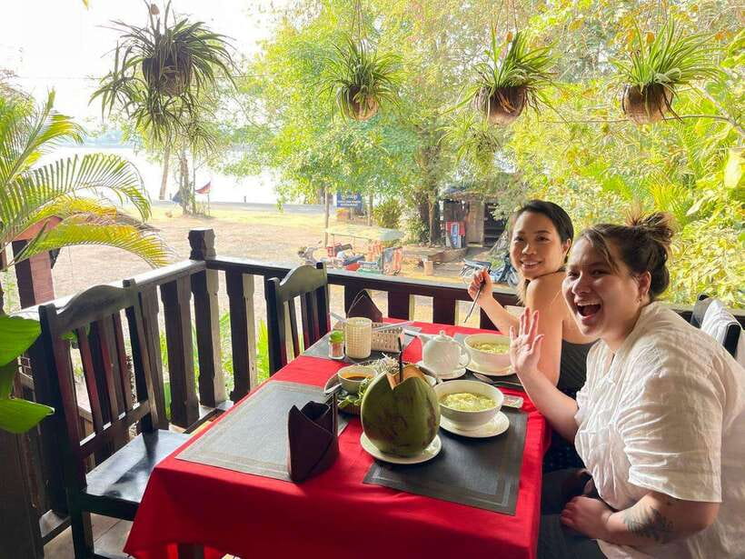 Siem Reap: Angkor Wat Sunrise Small Group tour and Breakfast - Entering Angkor Thom through the Victory Gate