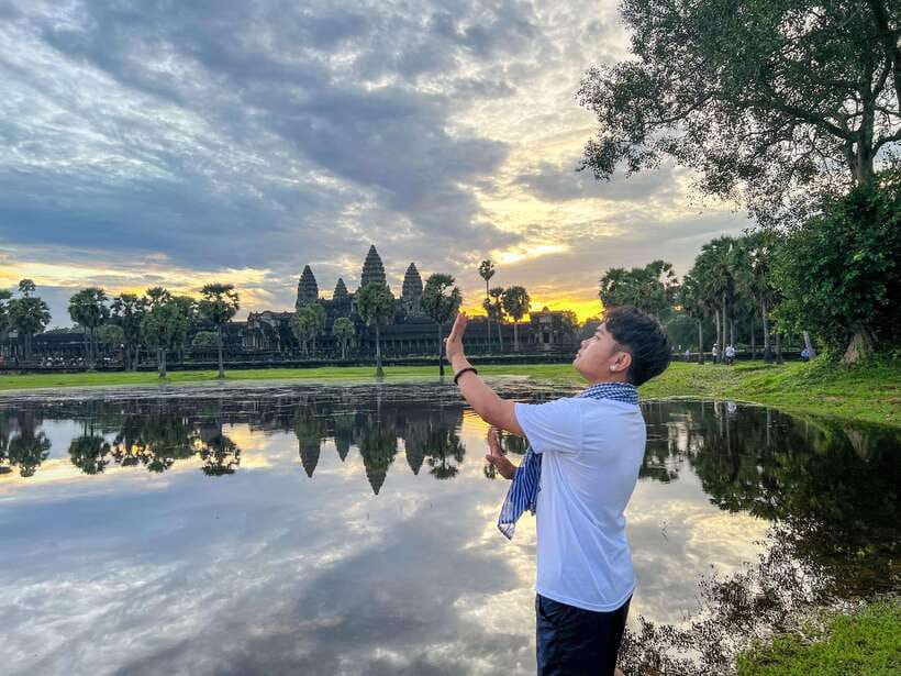 Siem Reap: Angkor Wat Sunrise Small Group tour and Breakfast - Angkor Wat: more than a sunrise photograph
