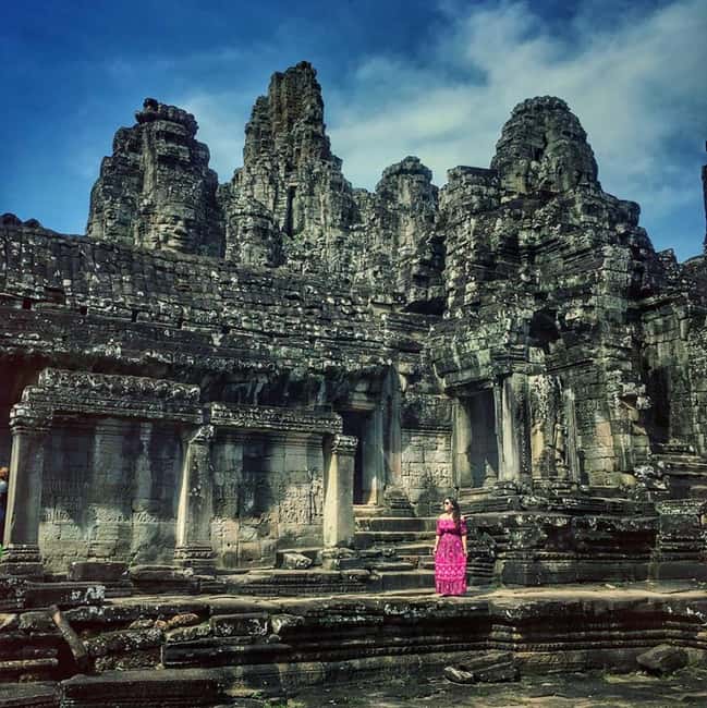 Siem Reap: Angkor Wat Sunrise Tour with Spanish Guide - Angkor Wat and Ta Prohm before the heat builds