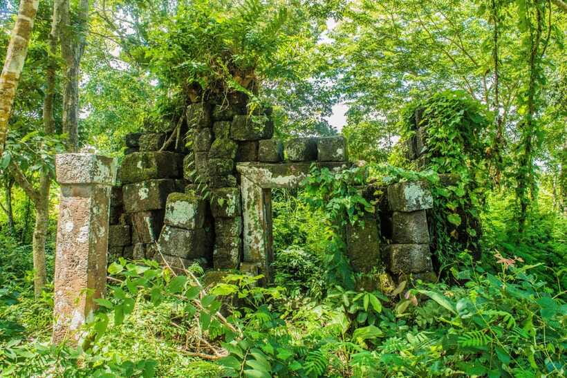 Siem Reap: Day Trip to Koh Ker and Beng Mealea Temples - Timing, passes, and what to budget