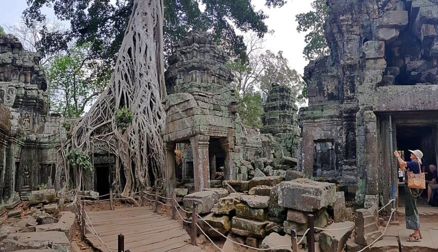 Siem Reap - Discover Angkor Wat by Jeep - Angkor Wat: the essential visit