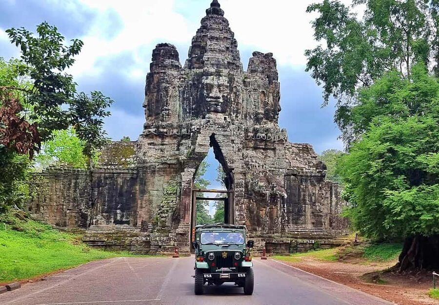 Siem Reap - Discover Angkor Wat by Jeep - Starting from Siem Reap