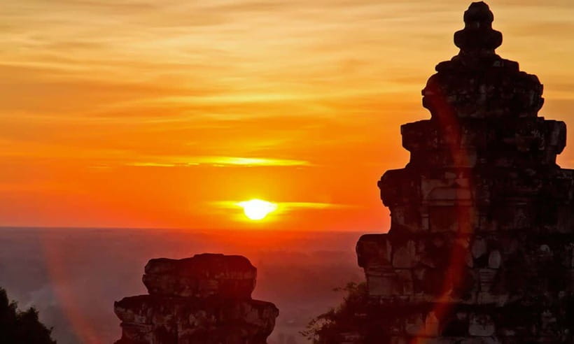 Siem Reap: Full-Day Angkor Wat Guided Tour with Sunset - Starting from Siem Reap and reaching the park