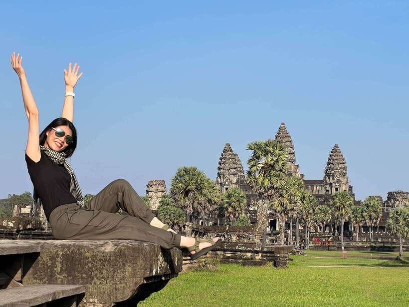 Siem Reap: Full Day Angkor Wat Temple Experience with Sunset - Bayon’s smiling faces