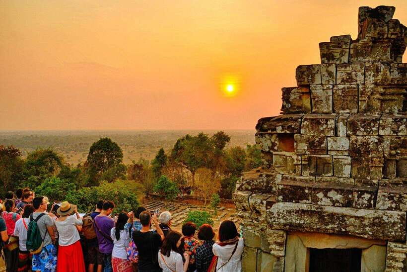 Siem Reap: Full Day Angkor Wat Temple Tour with Sunset - Key points to know before booking