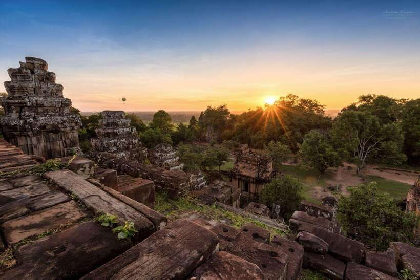 Siem Reap: Full Day Angkor Wat Temple Tour with Sunset - Timing, meals, and what to bring