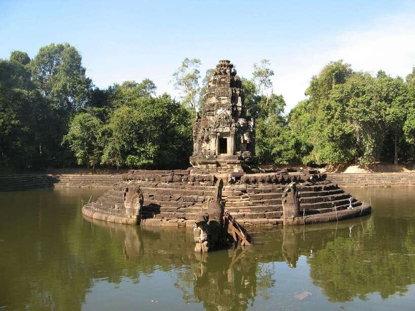Siem Reap: Grand Circle Temples Tour With Private Tuk-Tuk - Why the Grand Circle works well by tuk-tuk