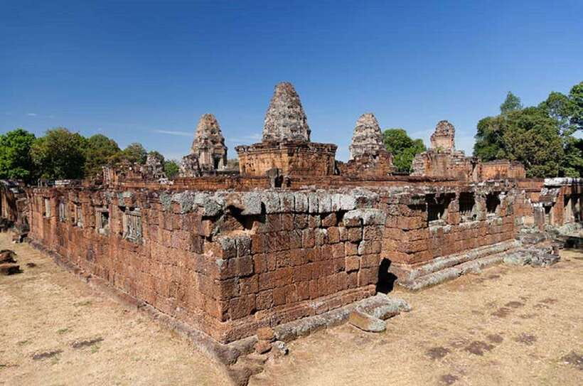 Siem Reap: Grand Circle Temples Tour With Private Tuk-Tuk - The 4:30 a.m. question: standard day or sunrise start?