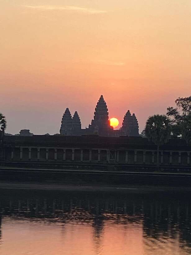 Siem Reap: Personalized Angkor Wat Sunrise/Set by TukTuk/Car - Angkor Thom, Victory Gate, and the smaller stops