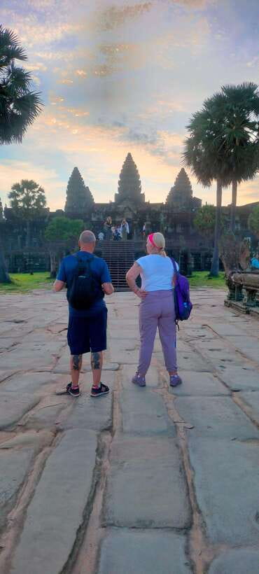 Siem Reap Private Tour: Angkor Wat Sunrise And Banteay Srei - How the nine-hour Angkor day works