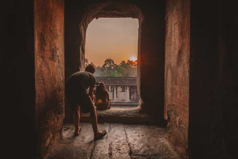 Siem Reap Sunrise Angkor Wat Temple Tour - Bayon Temple and its famous faces