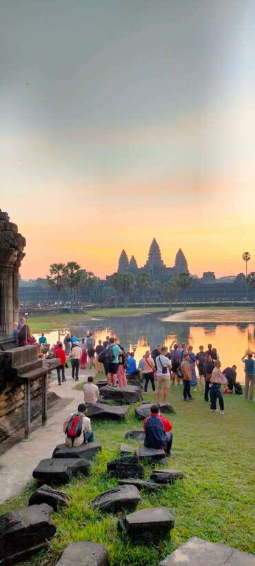 Siem Reap Tour Guide: Angkor Wat Sunrise Tour & Beng Mealea - The private vehicle and guide setup