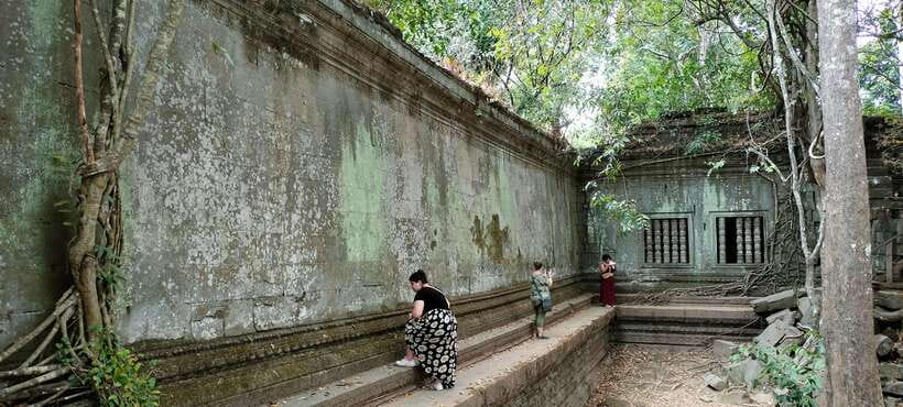 Siem Reap Tour Guide: Angkor Wat Sunrise Tour & Beng Mealea - Who should book this $160 private tour?