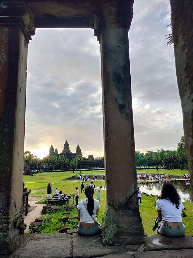 Siem Reap Tour Guide: Angkor Wat Sunrise Tour & Beng Mealea - Sunrise at Angkor Wat, about 2.5 hours