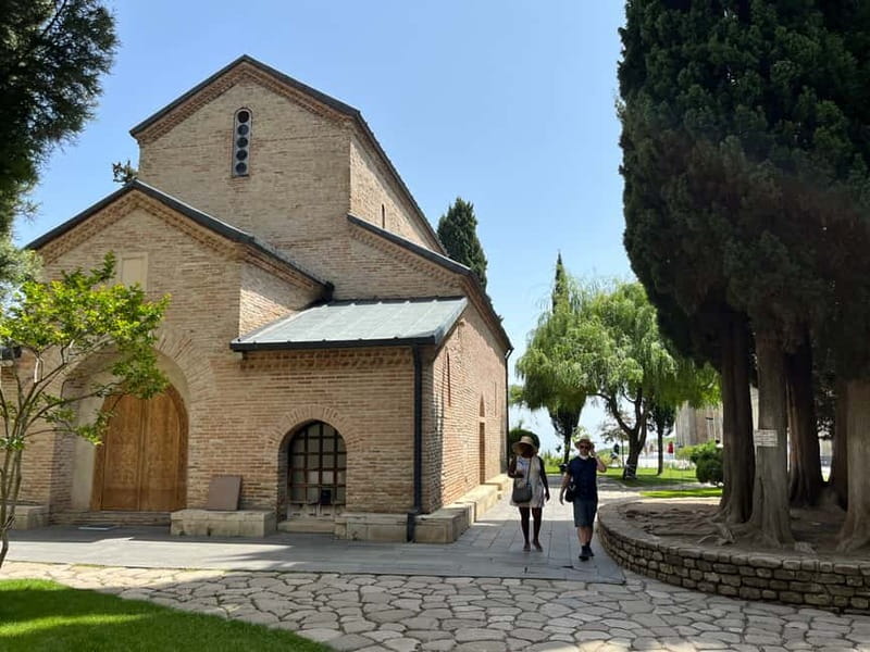 Sighnaghi Day Trip with wine tasting and Bodbe Monastery - Who should book this day trip?