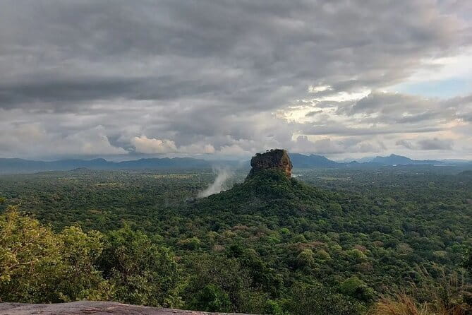 Sigiriya & Dambulla Cave Temple Day Trip from Colombo - Key points to know before booking