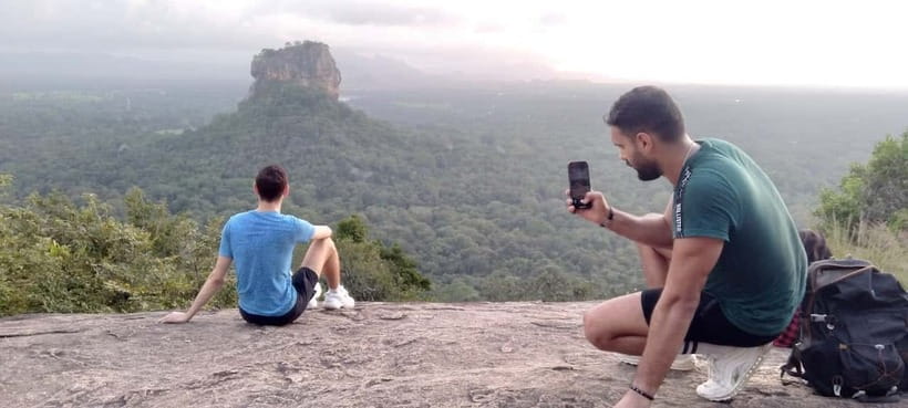 Sigiriya Lion's Rock & Dambulla Golden Cave Temple Trip - Craft village and hands-on local culture