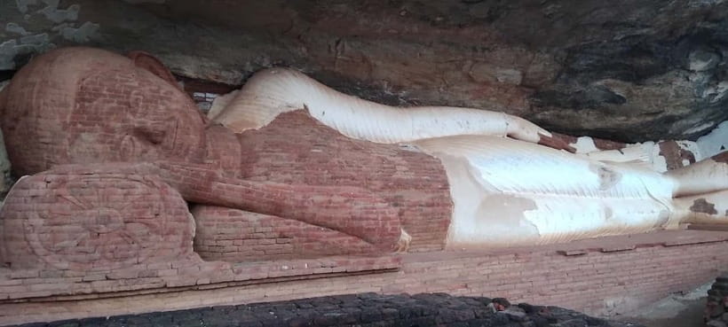 Sigiriya Lion's Rock & Dambulla Golden Cave Temple Trip - Sunset choice: Pidurangala Rock or yoga
